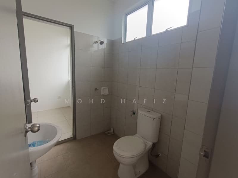 Rumah Teres 2 Tingkat untuk Dijual di Taman Warisan Hijauan (Sepang) - Mohd Hafiz - Bathroom - PropertyGuru.com.my