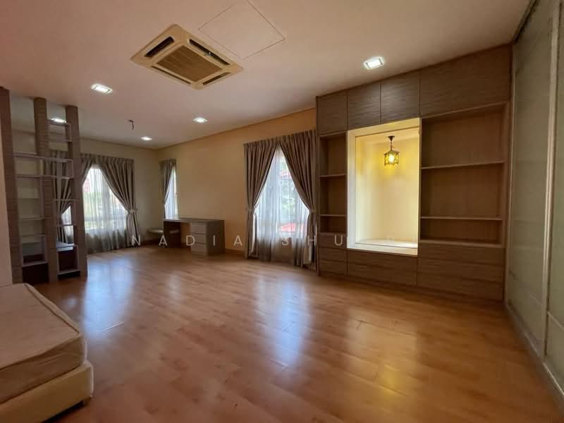 Rumah Banglo untuk Disewa di PJU 3, Tropicana Golf and Resort (Petaling Jaya) - Nadia Shukri - Bedroom - PropertyGuru.com.my