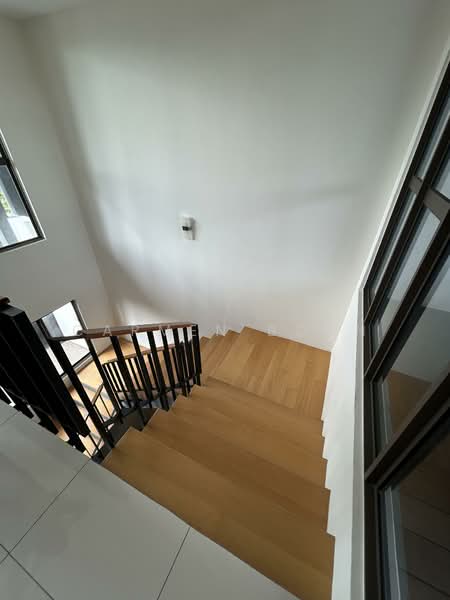 4.5-storey Terraced House for Sale in Kampung Sungai Kayu Ara (Petaling Jaya) - Carmen Boon - PropertyGuru.com.my