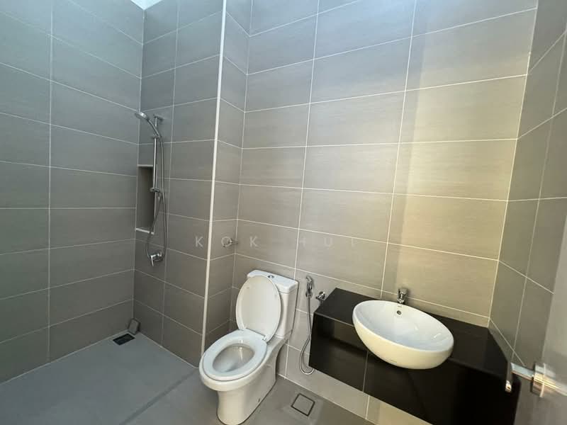 Semi-Detached House for Sale in Eco Spring (Johor Bahru) - Kok Hui - Bathroom - PropertyGuru.com.my