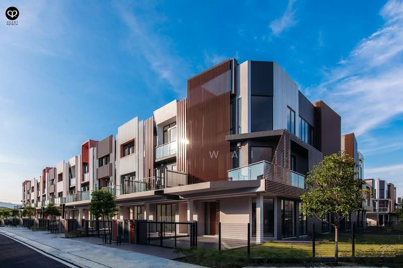 3-storey Terraced House for Sale in Kelana Jaya (Petaling Jaya) - Shu Wai - Exterior - PropertyGuru.com.my