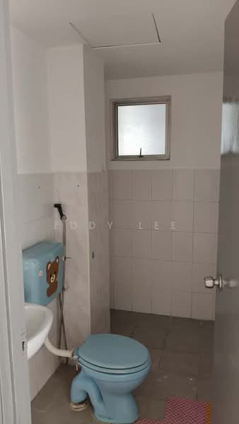 Apartment for Sale at Pangsapuri Bayu Suria (Summerfields Apartments) - Eddy Lee - Bathroom - PropertyGuru.com.my