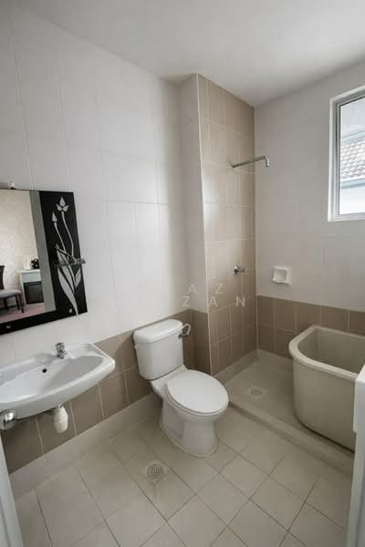 Semi-Detached House for Sale in Bandar Laguna Merbok (Sungai Petani) - Muaz Azizan - Bathroom - PropertyGuru.com.my