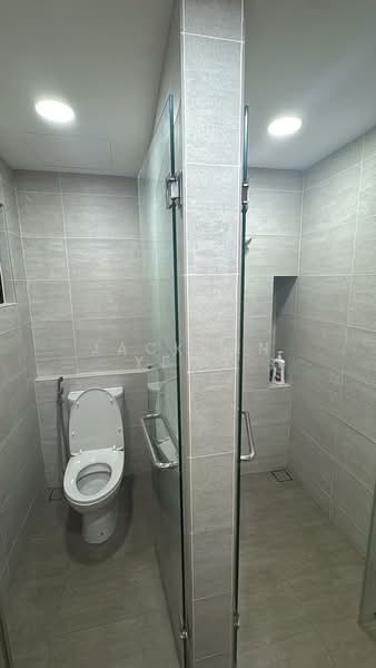 Kondominium untuk Disewa di Tropicana Metropark, Subang Jaya - Jackson Yeoh - Bathroom - PropertyGuru.com.my