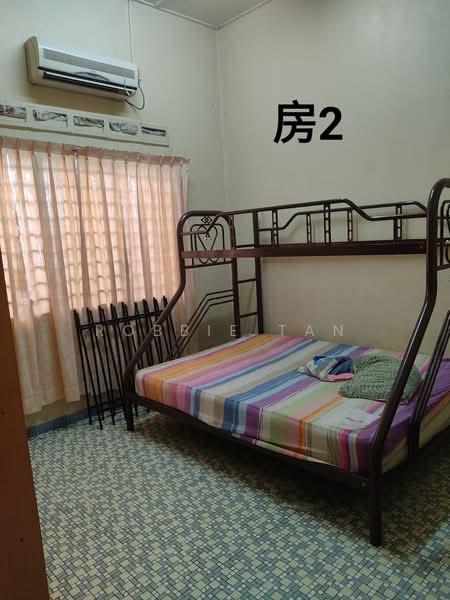 Semi-Detached House for Sale in Ulu Tiram (Johor) - Robbie Tan - Bedroom - PropertyGuru.com.my