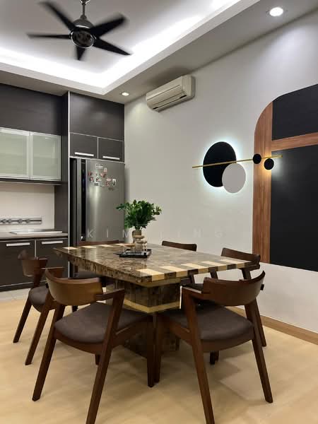 Townhouse for Rent in 16 Sierra (Puchong) - Kim Ling - Dining Hall - PropertyGuru.com.my
