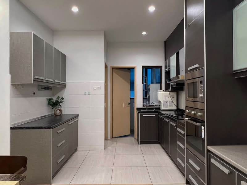 Townhouse for Rent in 16 Sierra (Puchong) - Kim Ling - Kitchen - PropertyGuru.com.my