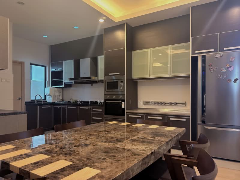 Townhouse for Rent in 16 Sierra (Puchong) - Kim Ling - Dining Hall - PropertyGuru.com.my