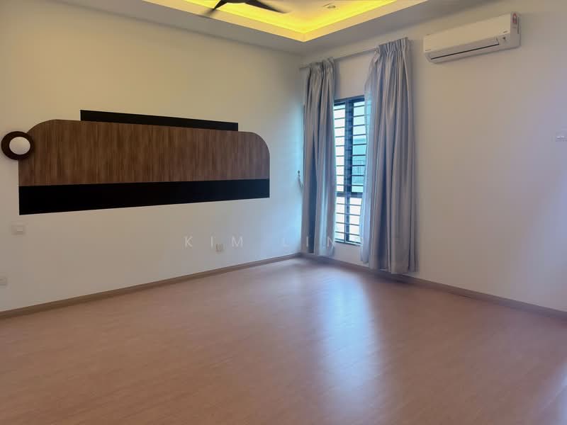 Townhouse for Rent in 16 Sierra (Puchong) - Kim Ling - Master Bedroom - PropertyGuru.com.my