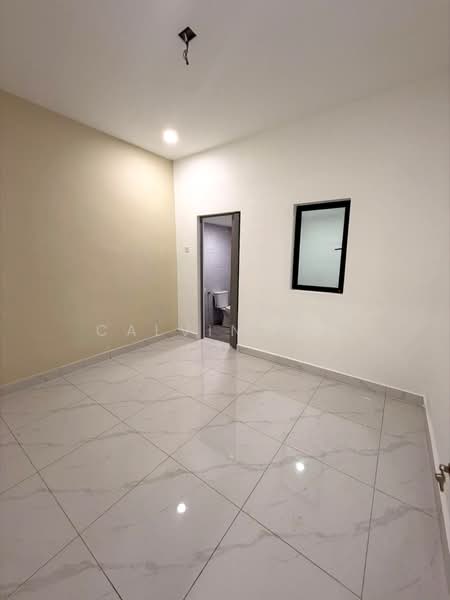 Rumah Teres 1 Tingkat untuk Dijual di Taman Johor Jaya (Johor Bahru) - Calvin Lee - PropertyGuru.com.my