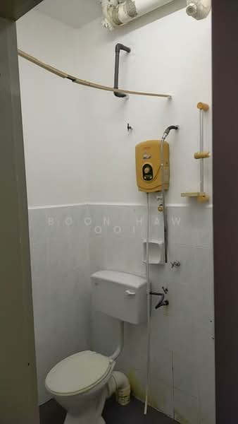 Apartment for Rent at Taman Bagan Lalang Apartment - Boon Haw Ooi - Bathroom - PropertyGuru.com.my