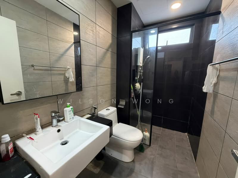Kondominium untuk Dijual di Legend Heights - Wilson Wong - Bathroom - PropertyGuru.com.my