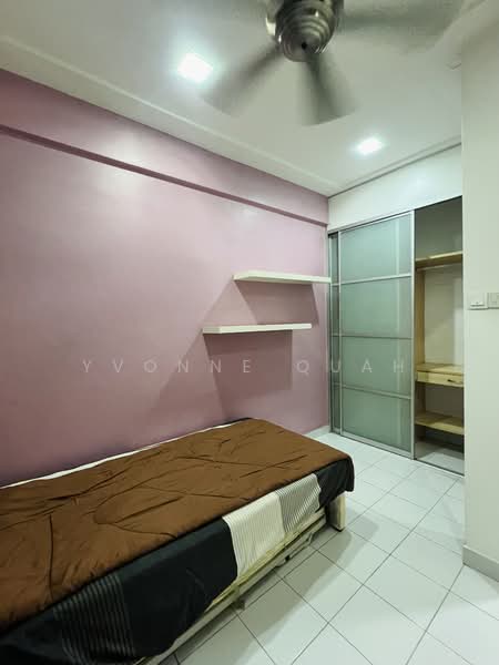 Condominium for Rent at Sterling - Yvonne Quah - Bedroom - PropertyGuru.com.my
