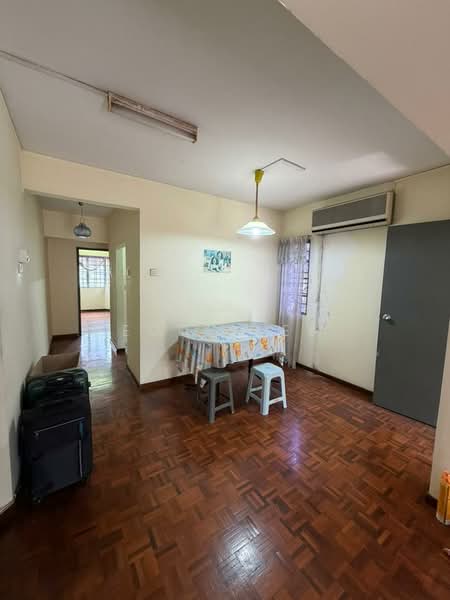 Kondominium untuk Dijual di Bella Vista - Eddy Lee - Living Room - PropertyGuru.com.my