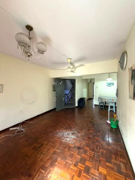 Kondominium untuk Dijual di Bella Vista - Eddy Lee - Living Room - PropertyGuru.com.my