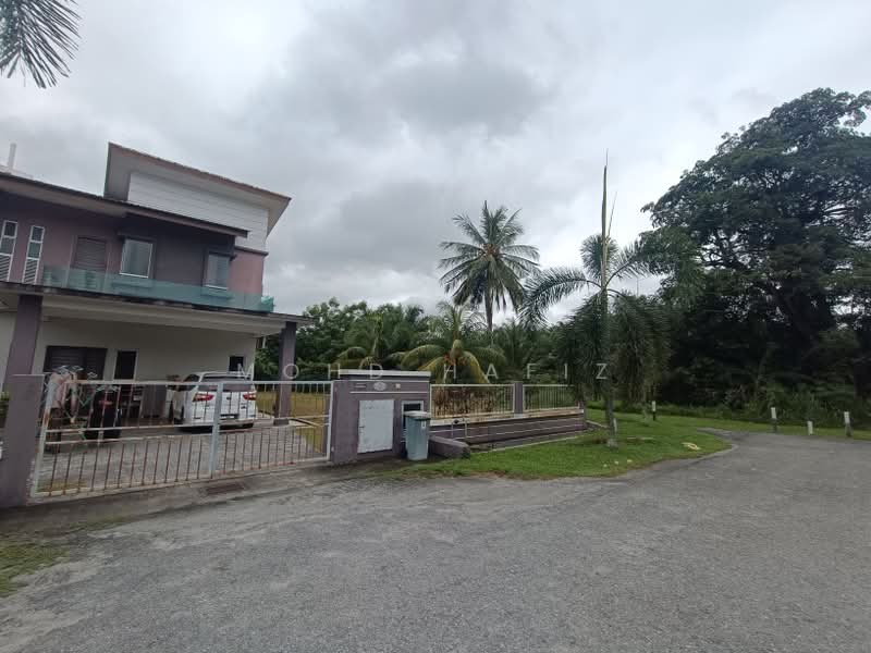 Rumah Berkembar untuk Dijual di Banting (Selangor) - Mohd Hafiz - Exterior - PropertyGuru.com.my