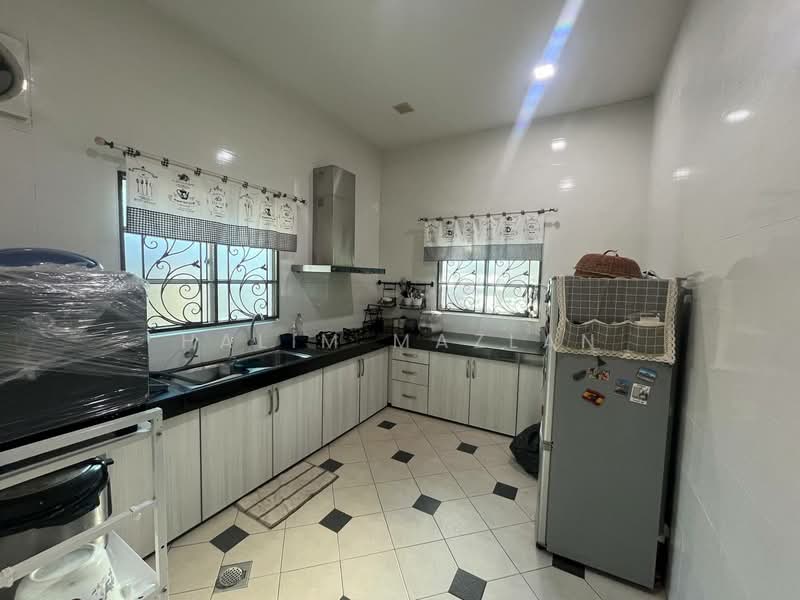 Rumah Banglo untuk Dijual di Seremban 2 (Negeri Sembilan) - Halim Mazlan - Wet Kitchen - PropertyGuru.com.my