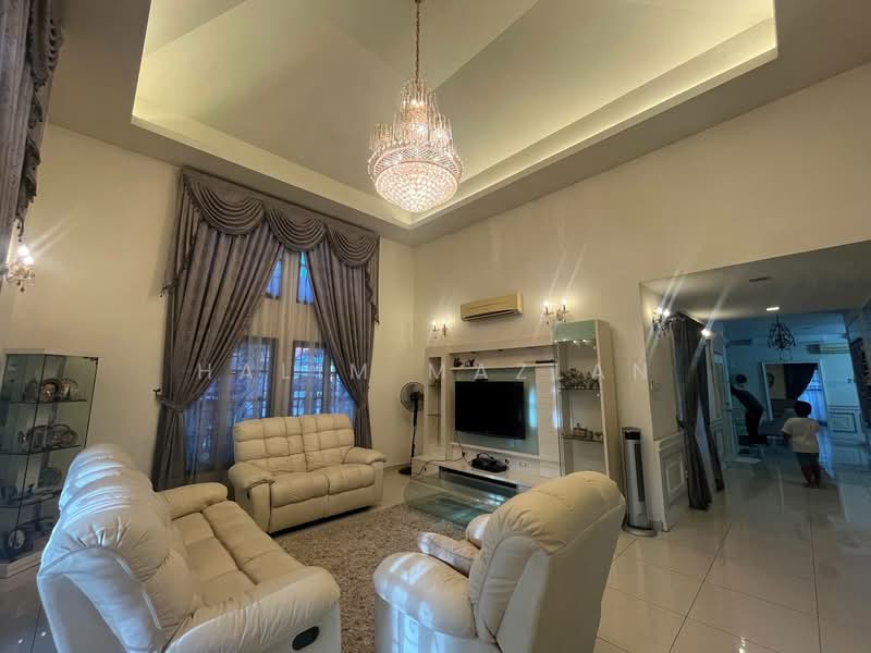 Rumah Banglo untuk Dijual di Seremban 2 (Negeri Sembilan) - Halim Mazlan - Living Room - PropertyGuru.com.my