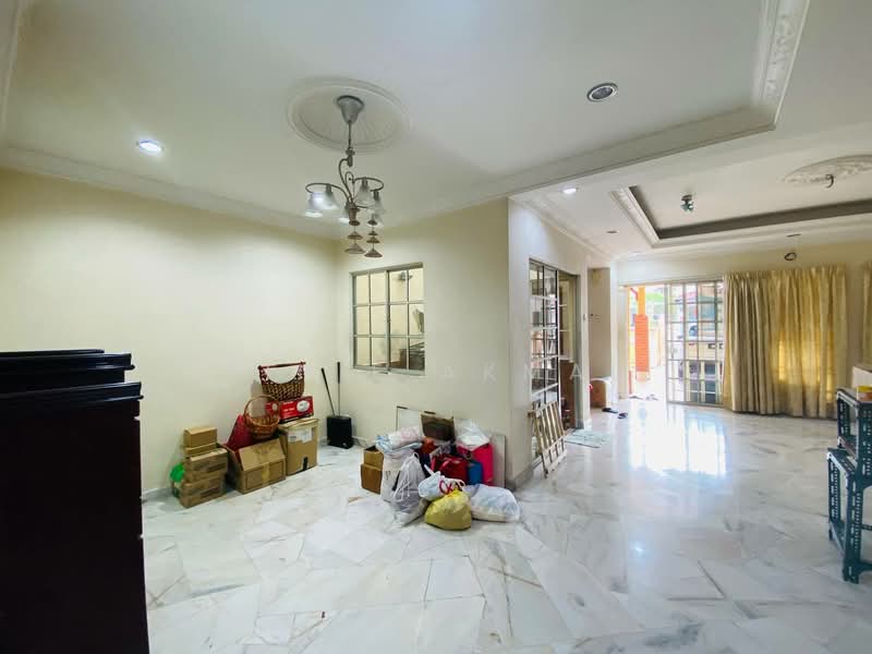 Terraced House for Sale in Alam Damai (Cheras) - Dinie Akmal - Living Room - PropertyGuru.com.my