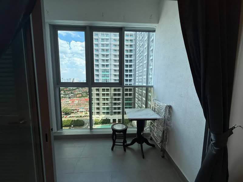 Servis Apartment untuk Disewa di Dorsett Waterfront Subang - Vaness Chin - Balcony - PropertyGuru.com.my