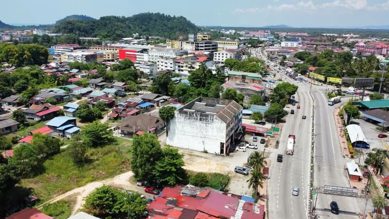 Commercial Land for Sale in Bandar Chukai (Cukai) - NIK AZWAN - Exterior - PropertyGuru.com.my
