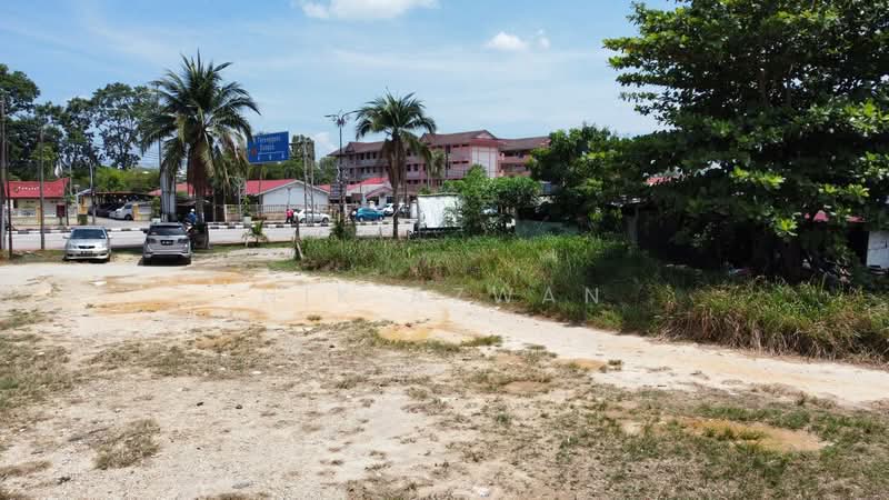 Commercial Land for Sale in Bandar Chukai (Cukai) - NIK AZWAN - Exterior - PropertyGuru.com.my