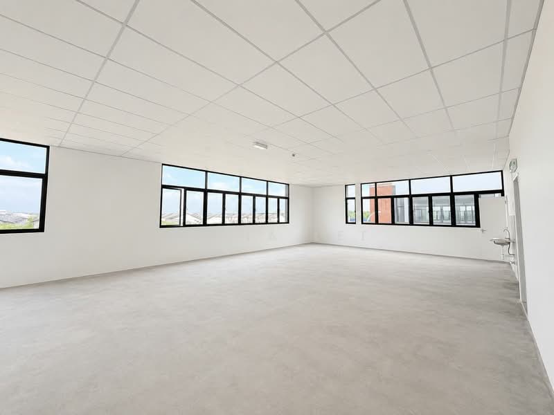 Shop / Office for Rent in Bandar Gamuda Cove (Dengkil) - Fiona Lee - Interior - PropertyGuru.com.my
