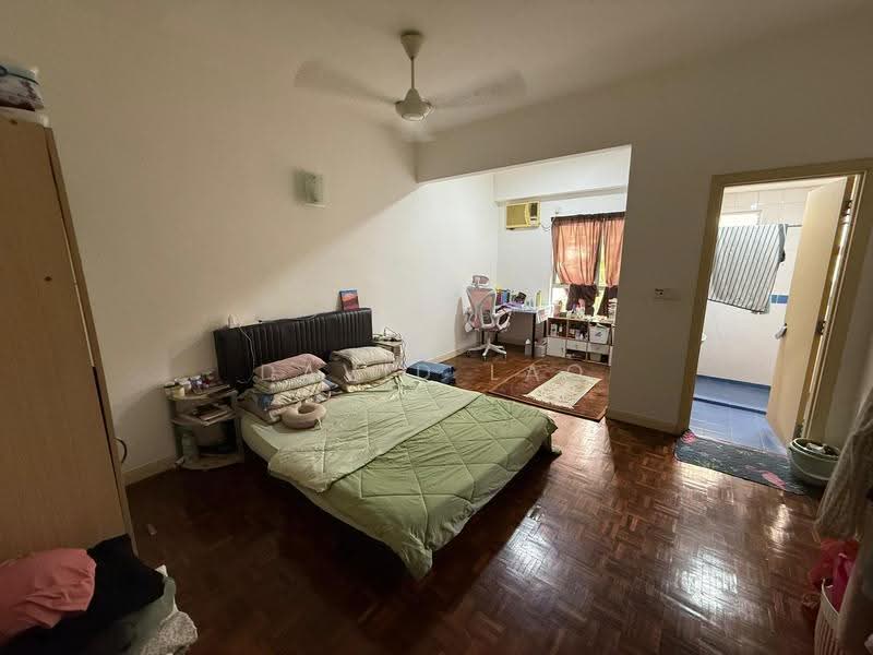 Condominium for Sale at Seri Maya Condominium - David Lao - Bedroom - PropertyGuru.com.my