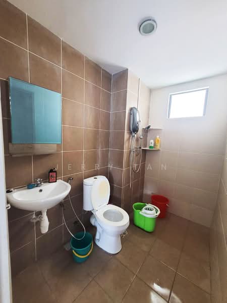 Kondominium untuk Disewa di Ramah Pavilion - Jerry Tan - Bathroom - PropertyGuru.com.my
