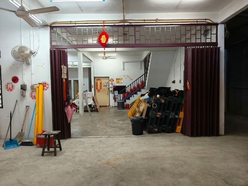 Warehouse for Rent in Kampung Cheras Baru (Ampang) - Tom Foo - Interior - PropertyGuru.com.my