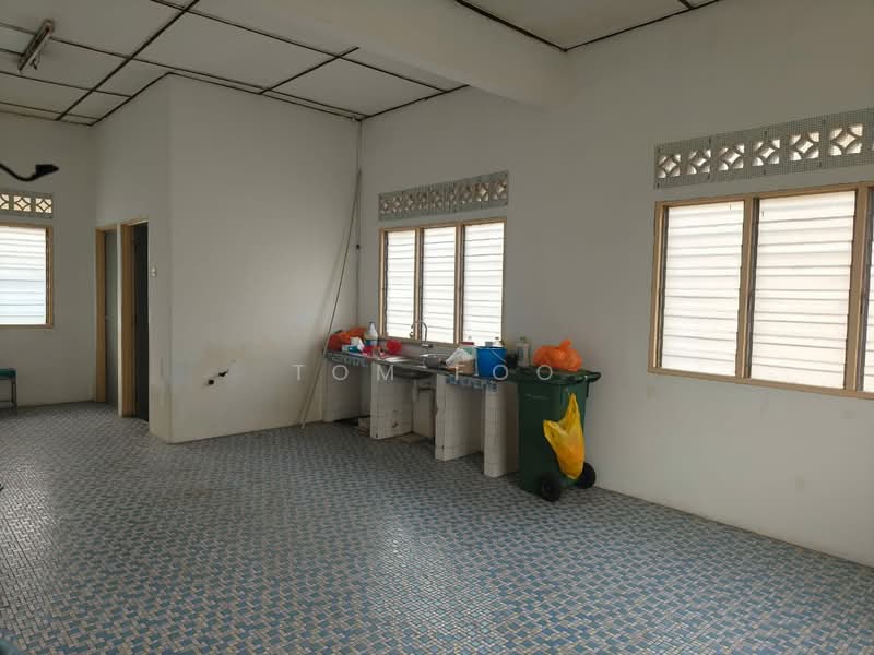 Warehouse for Rent in Kampung Cheras Baru (Ampang) - Tom Foo - Interior - PropertyGuru.com.my
