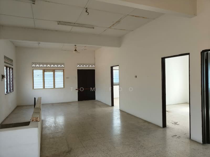 Warehouse for Rent in Kampung Cheras Baru (Ampang) - Tom Foo - Interior - PropertyGuru.com.my
