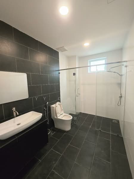 Semi-Detached House for Rent in Tiger Lane (Ipoh) - YY Cheah - Bathroom - PropertyGuru.com.my