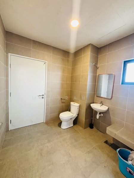 Rumah Teres 2 Tingkat untuk Dijual di Cyberjaya (Selangor) - Mahirah . - Bathroom - PropertyGuru.com.my