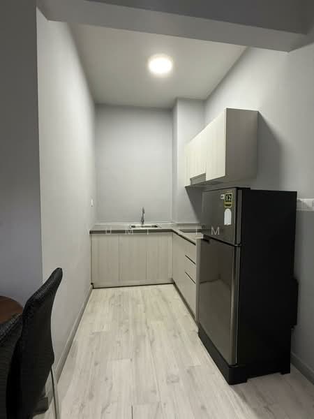 Servis Apartment untuk Disewa di Jesselton Quay CityPads - Yumi Lim - Kitchen - PropertyGuru.com.my
