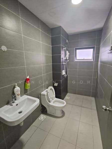 Kondominium untuk Dijual di The Henge - Vincent Goh - Bathroom - PropertyGuru.com.my