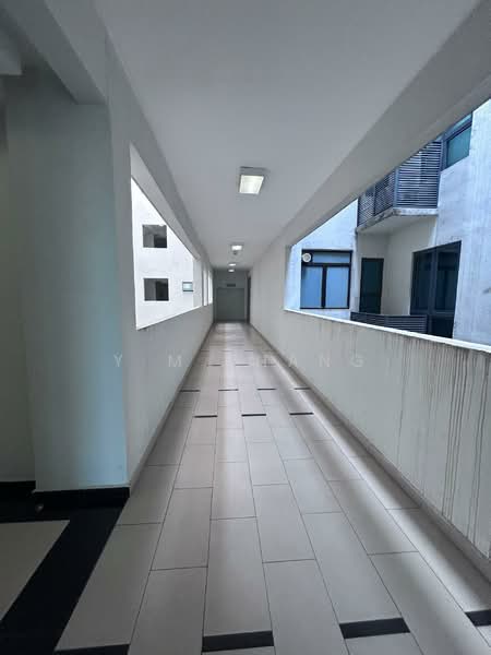 Condominium for Sale at Zefer Hill Residence - Y M Phang - Corridor - PropertyGuru.com.my