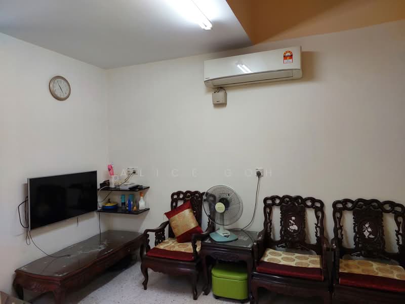 Rumah Teres untuk Dijual di Taman Mayang (Petaling Jaya) - Alice Goh - Living Room - PropertyGuru.com.my