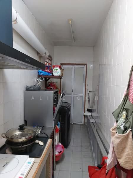 Rumah Teres untuk Dijual di Taman Mayang (Petaling Jaya) - Alice Goh - Kitchen - PropertyGuru.com.my