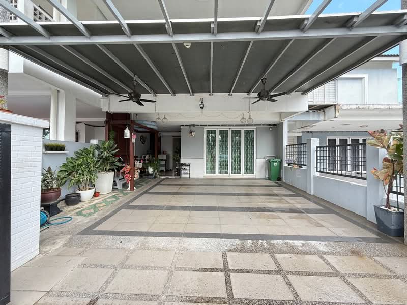 2-storey Terraced House for Sale in Seksyen 8 (Bangi) - Ashraff Daniel - Exterior - PropertyGuru.com.my