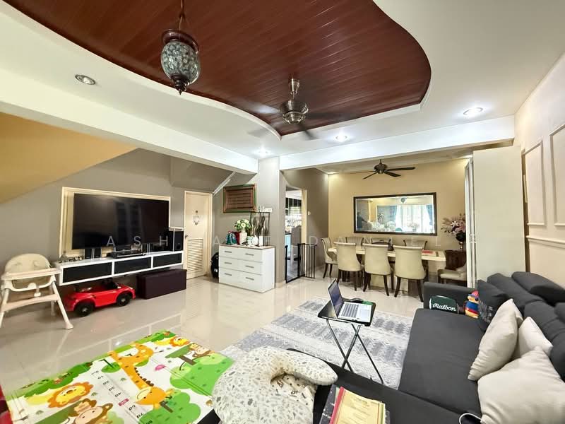 2-storey Terraced House for Sale in Seksyen 8 (Bangi) - Ashraff Daniel - Living Room - PropertyGuru.com.my