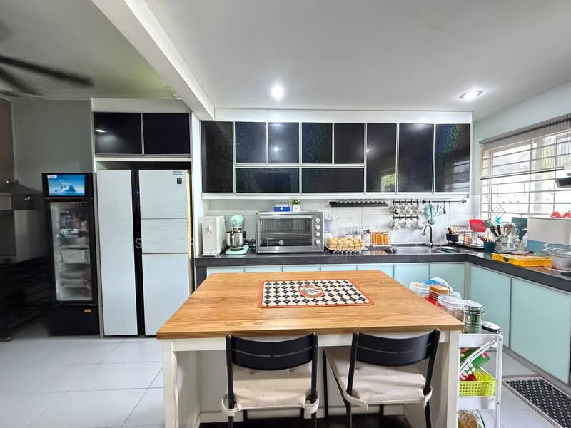 2-storey Terraced House for Sale in Seksyen 8 (Bangi) - Ashraff Daniel - Kitchen - PropertyGuru.com.my