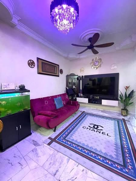 2-storey Terraced House for Sale in Bandar Bukit Raja (Klang) - Ashraff Daniel - Living Room - PropertyGuru.com.my