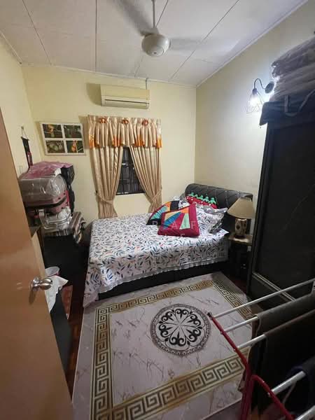 2-storey Terraced House for Sale in Bandar Bukit Raja (Klang) - Ashraff Daniel - Bedroom - PropertyGuru.com.my