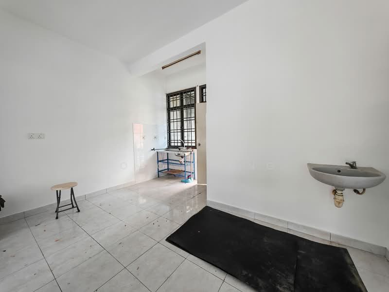 2-storey Terraced House for Sale in Taman Desa Tebrau (Tebrau) - Jojo Chung - Kitchen - PropertyGuru.com.my