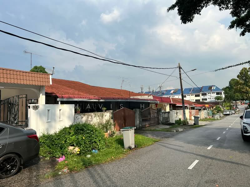 1-storey Terraced House for Rent in Johor Bahru (Johor) - Mavis Hew - Exterior - PropertyGuru.com.my