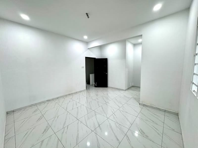 2-storey Terraced House for Sale in Taman Garing Utama (Rawang) - Elwin Mah - Interior - PropertyGuru.com.my