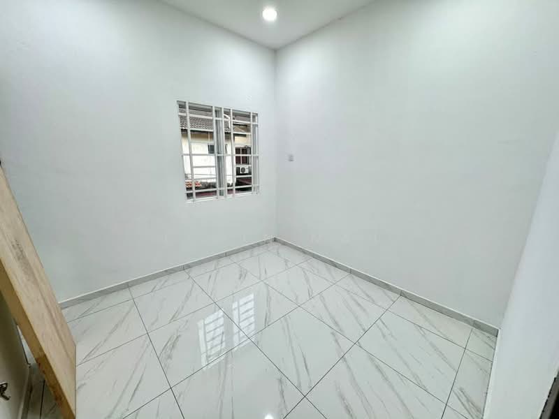 2-storey Terraced House for Sale in Taman Garing Utama (Rawang) - Elwin Mah - Interior - PropertyGuru.com.my