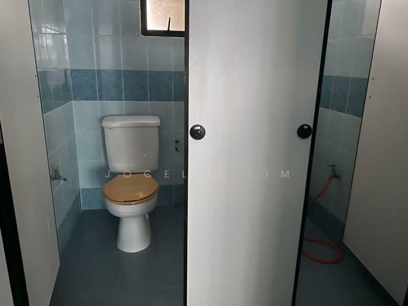 Office for Rent in KLCC (KL City Centre) - Jocelin Lim - Bathroom - PropertyGuru.com.my