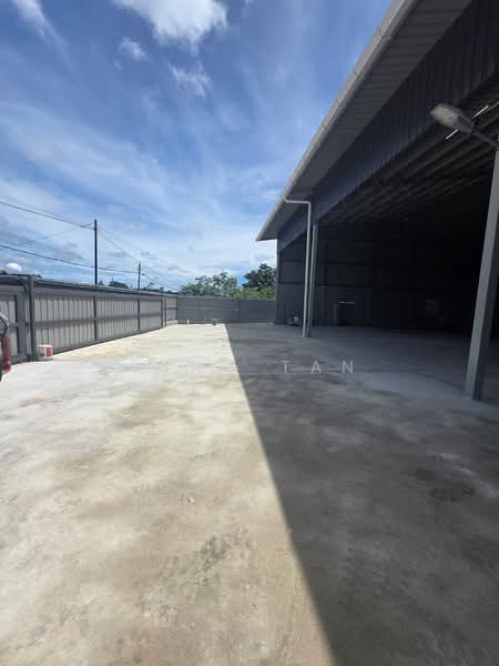 Warehouse for Rent in Kuching (Sarawak) - Jeno Tan - Exterior - PropertyGuru.com.my